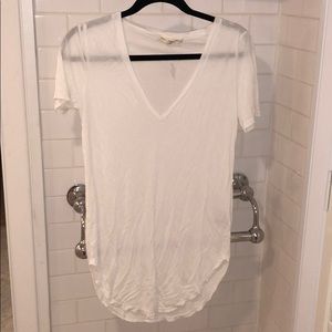 V neck tee